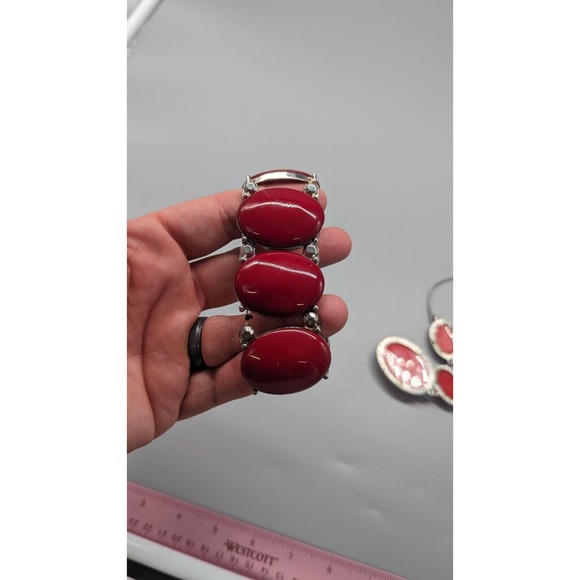 Red Acrylic Necklace Bracelet Set Pendant Silver Tone Chain Adjustable Necklace - Picture 8 of 10